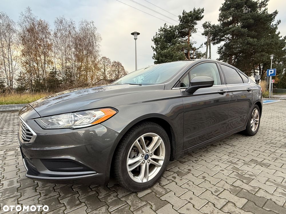 Ford Fusion - 4