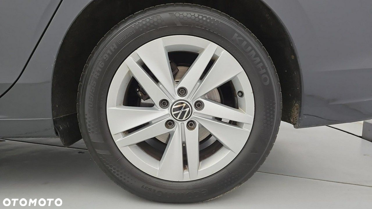 Volkswagen Golf VIII 2.0 TDI Life - 25