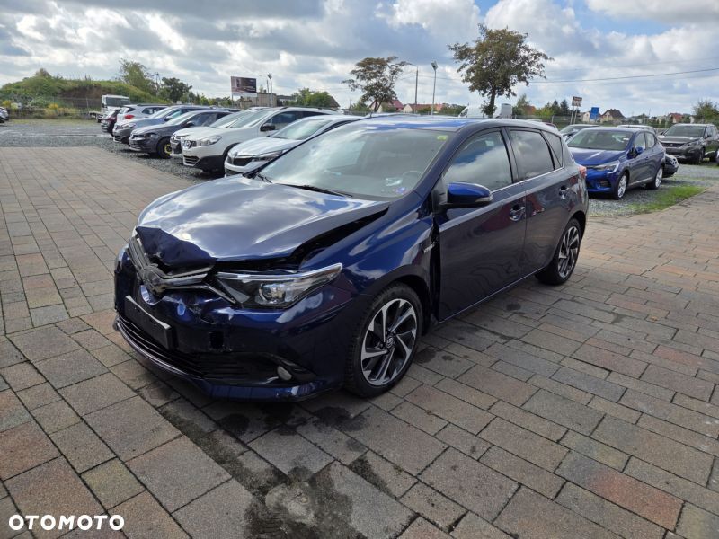 Toyota Auris 1.8 HSD Luna - 2