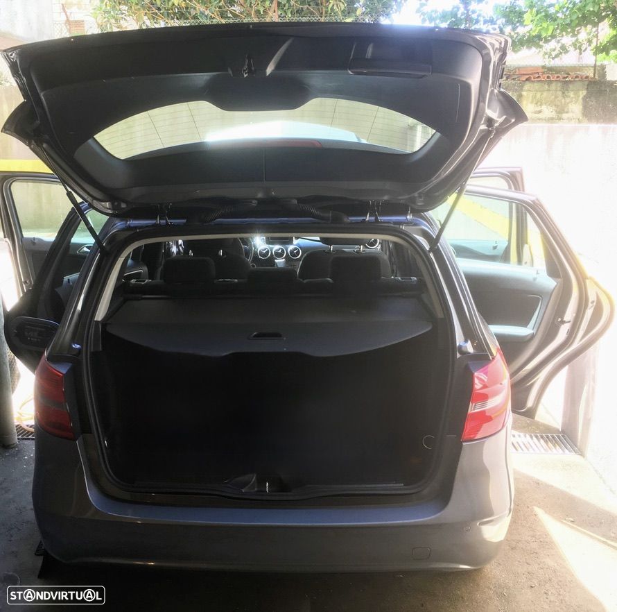 Mercedes-Benz B 180 CDI BlueEFFICIENCY Aut. - 6