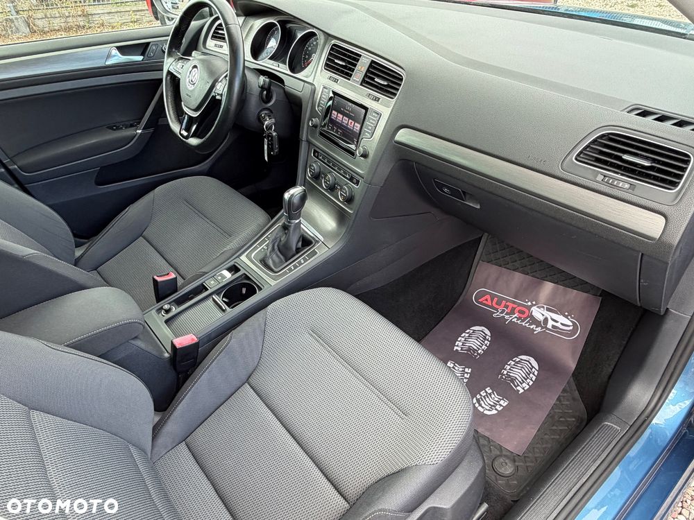 Volkswagen Golf 1.4 TSI BlueMotion Technology DSG Comfortline - 12