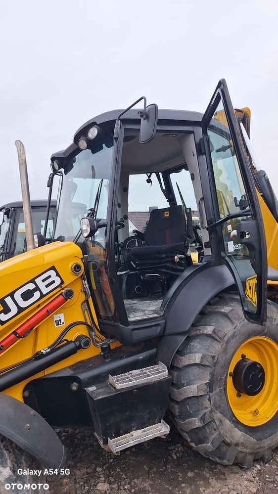 JCB 3CX - 7