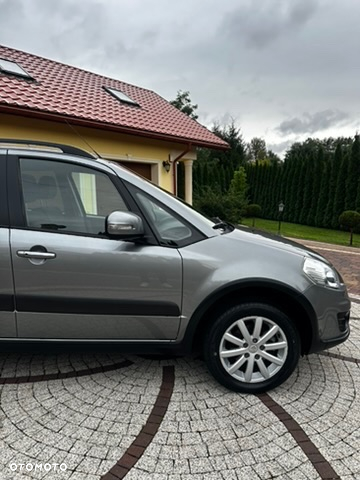 Suzuki SX4 Classic 1.6 VVT 4x4 Style - 6