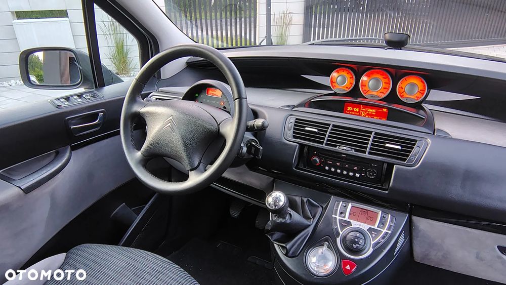 Citroën C8 - 15