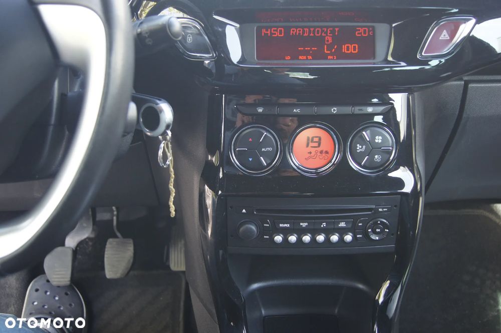 Citroën DS3 e-HDi 110 FAP SportChic - 10