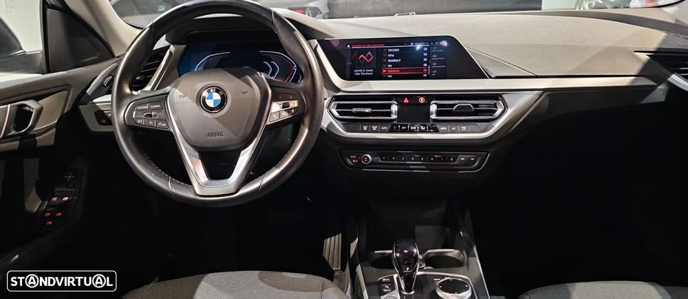 BMW 216 Gran Coupé - 30