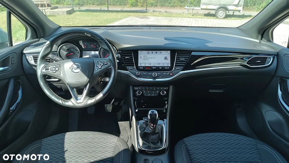 Opel Astra 1.4 T Dynamic - 9