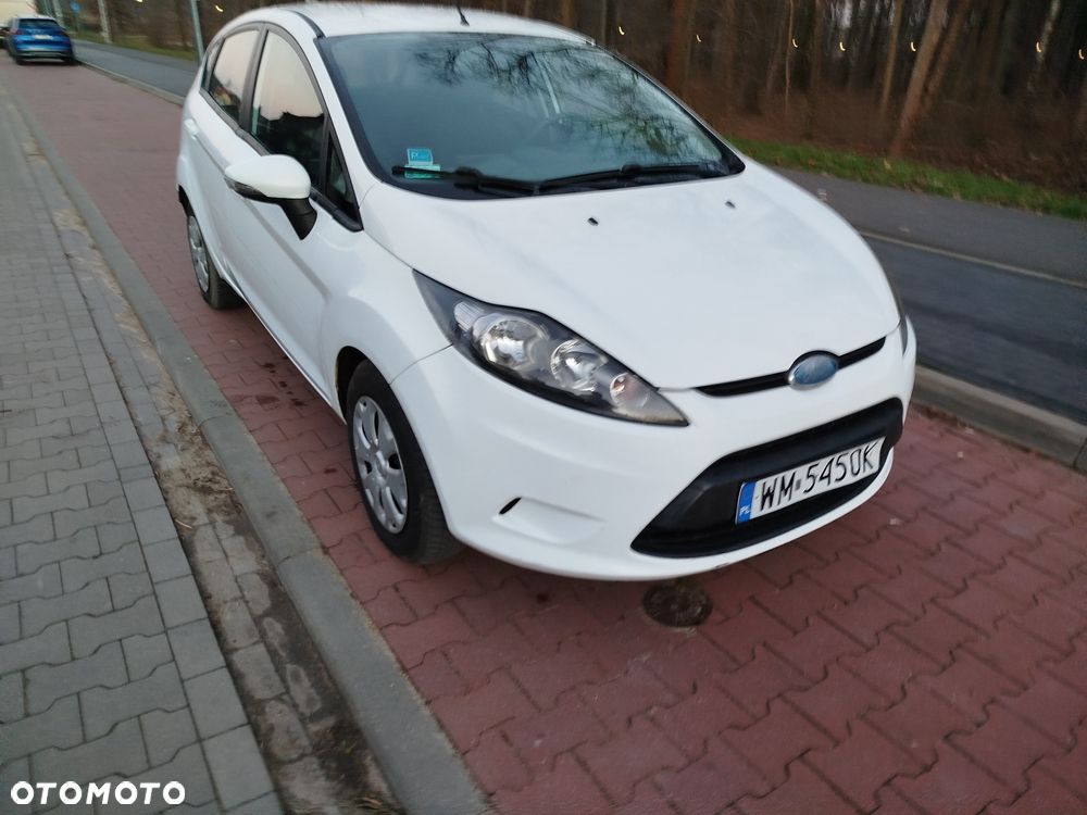 Ford Fiesta 1.4 TDCi Ambiente - 2