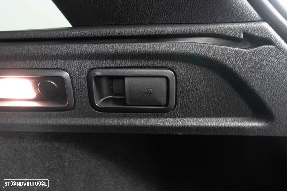 Peugeot 308 SW 1.6 Hybrid Active Pack e-EAT8 - 14