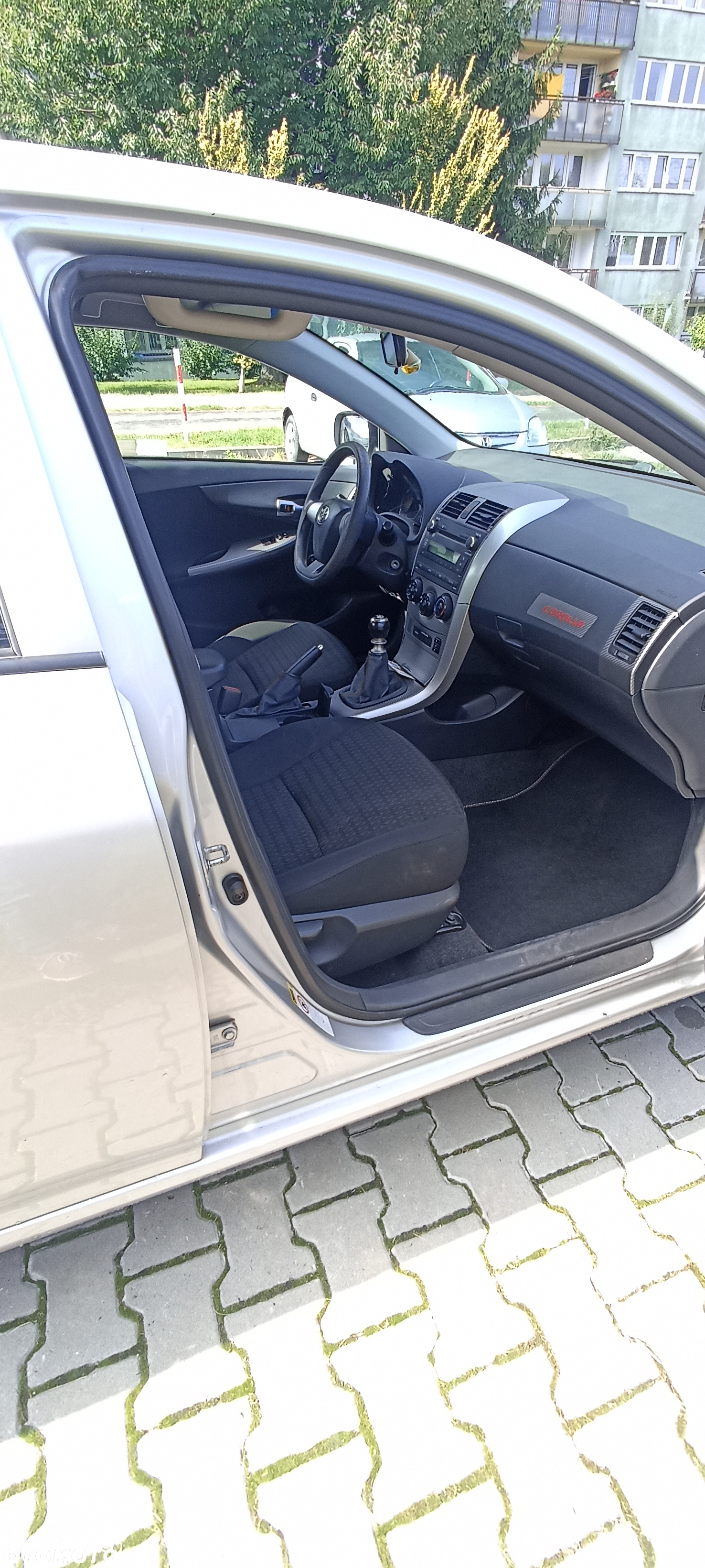 Toyota Corolla 1.6 Luna - 6