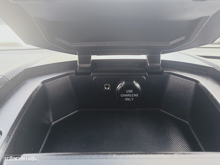 Ford Transit Courier - 39