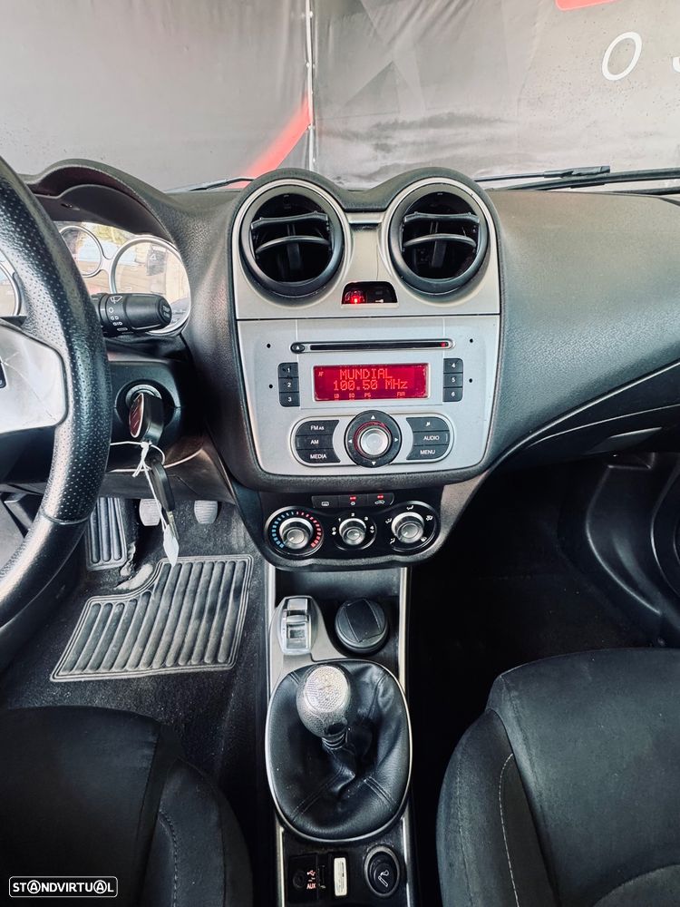 Alfa Romeo MiTo 1.3 JTD SBK S&S - 11