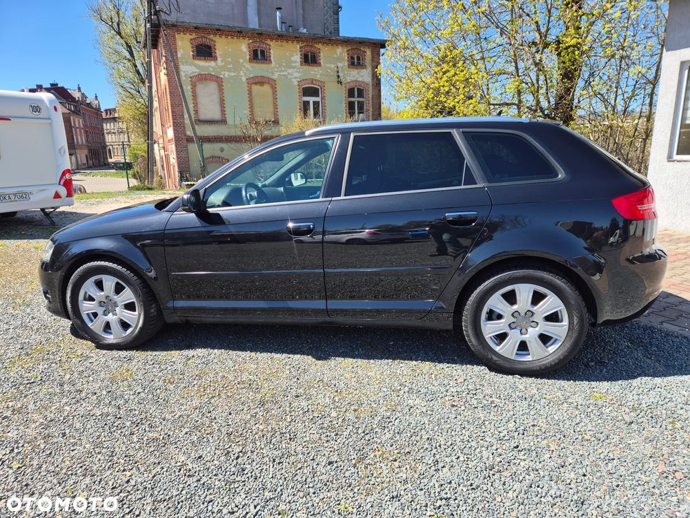 Audi A3 Sportback 2.0 TDI Attraction - 9