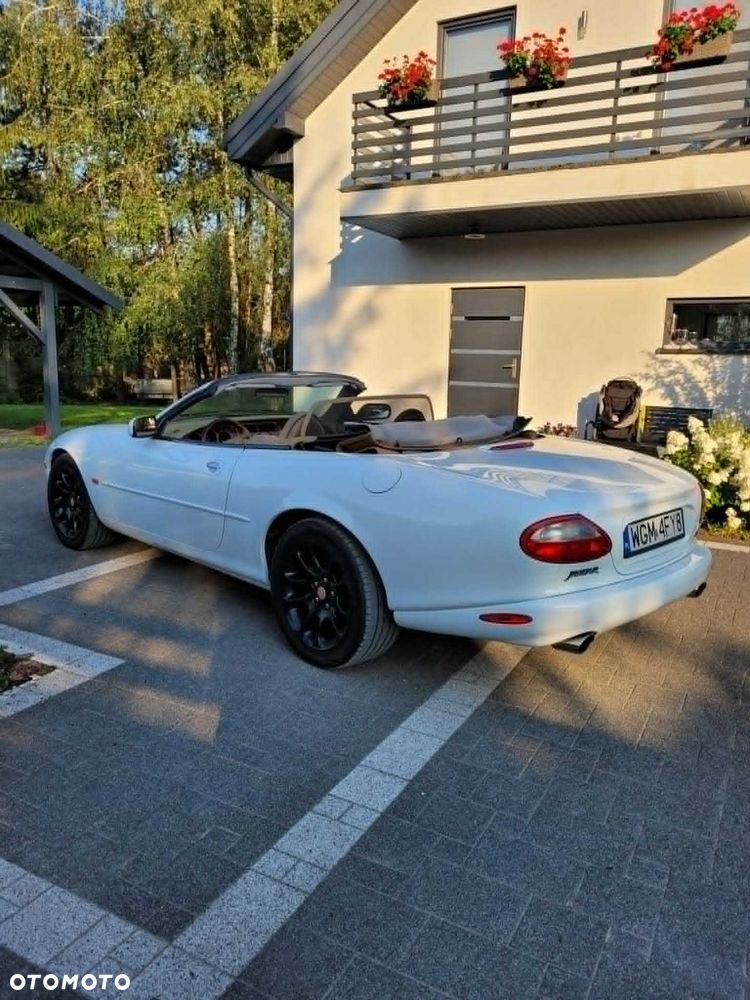 Jaguar XK8 - 5