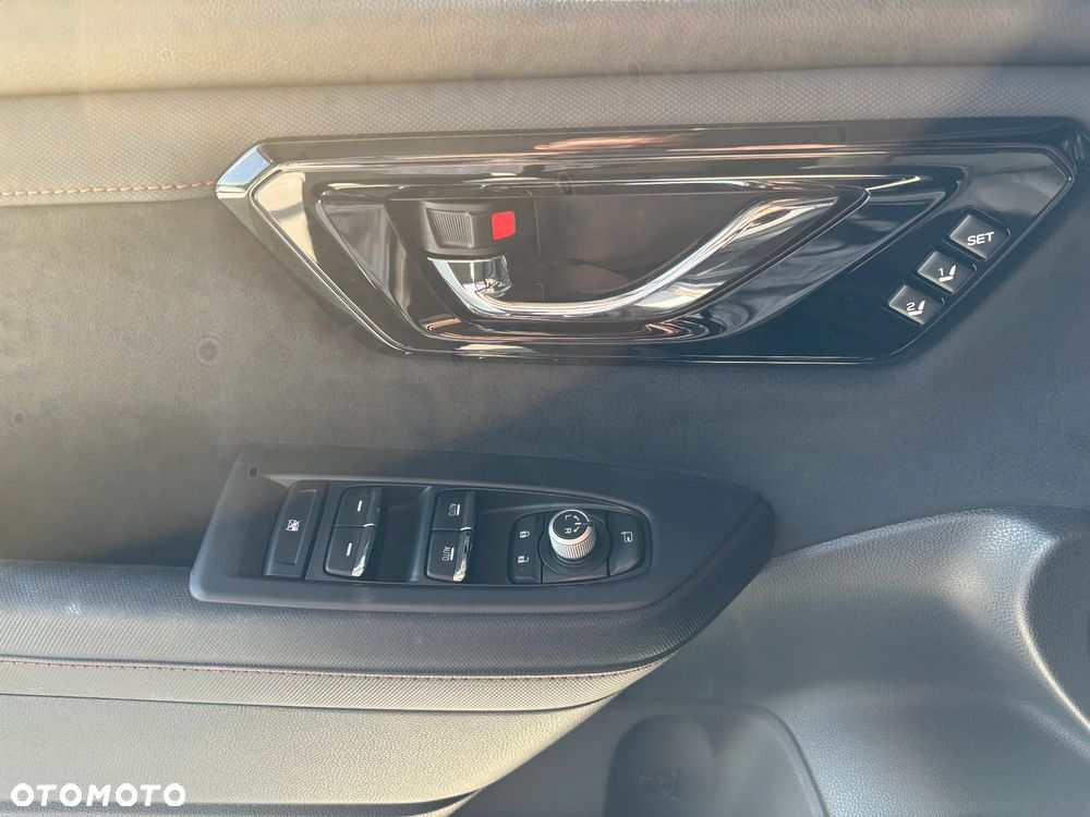 Subaru Forester 2.0i-L Platinum (EyeSight) Lineartronic - 15