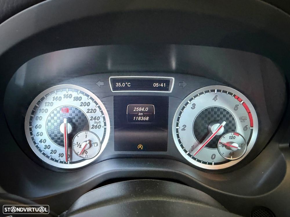 Mercedes-Benz A 180 d Urban - 15