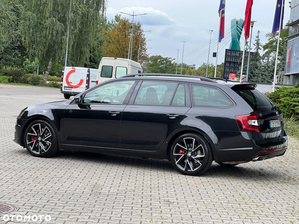 Skoda Octavia 2.0 TSI RS 245 DSG - 27