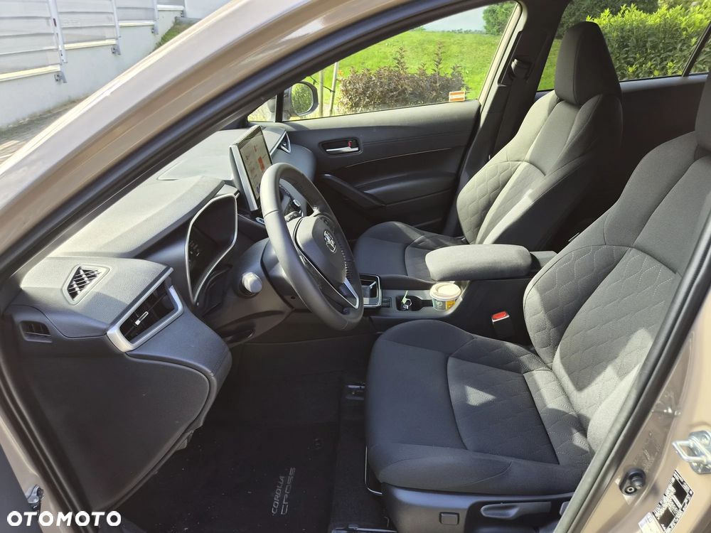 Toyota Corolla Cross 2.0 Hybrid Style - 10