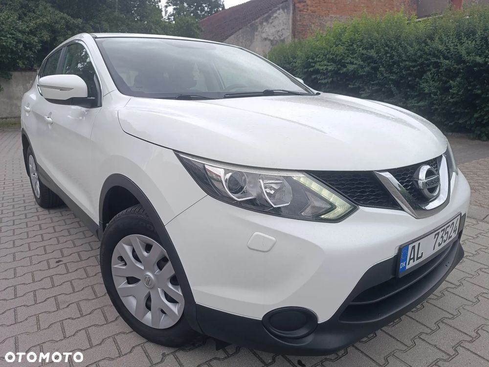 Nissan Qashqai 1.2 DIG-T N-Connecta - 1