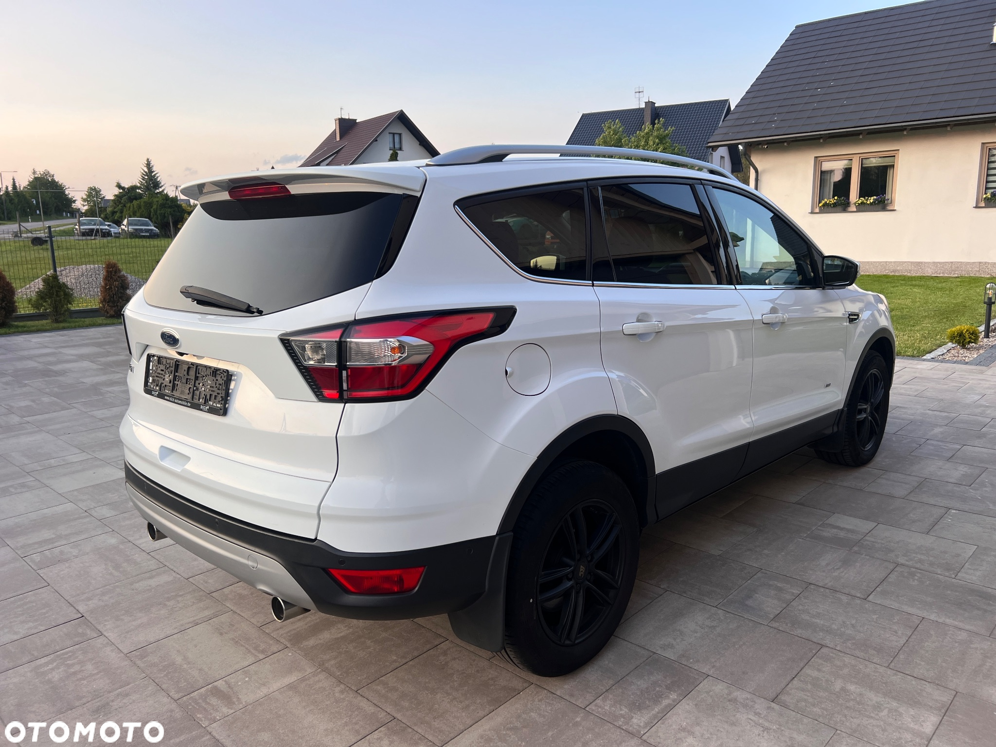 Ford Kuga 2.0 TDCi 4x4 Cool & Connect - 5