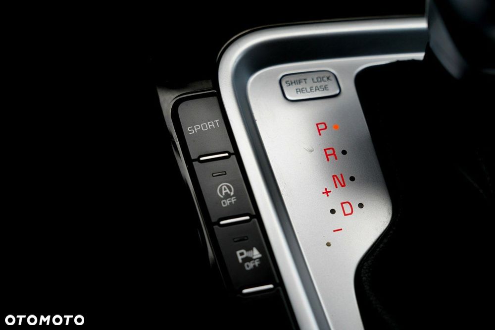 Kia XCeed - 24
