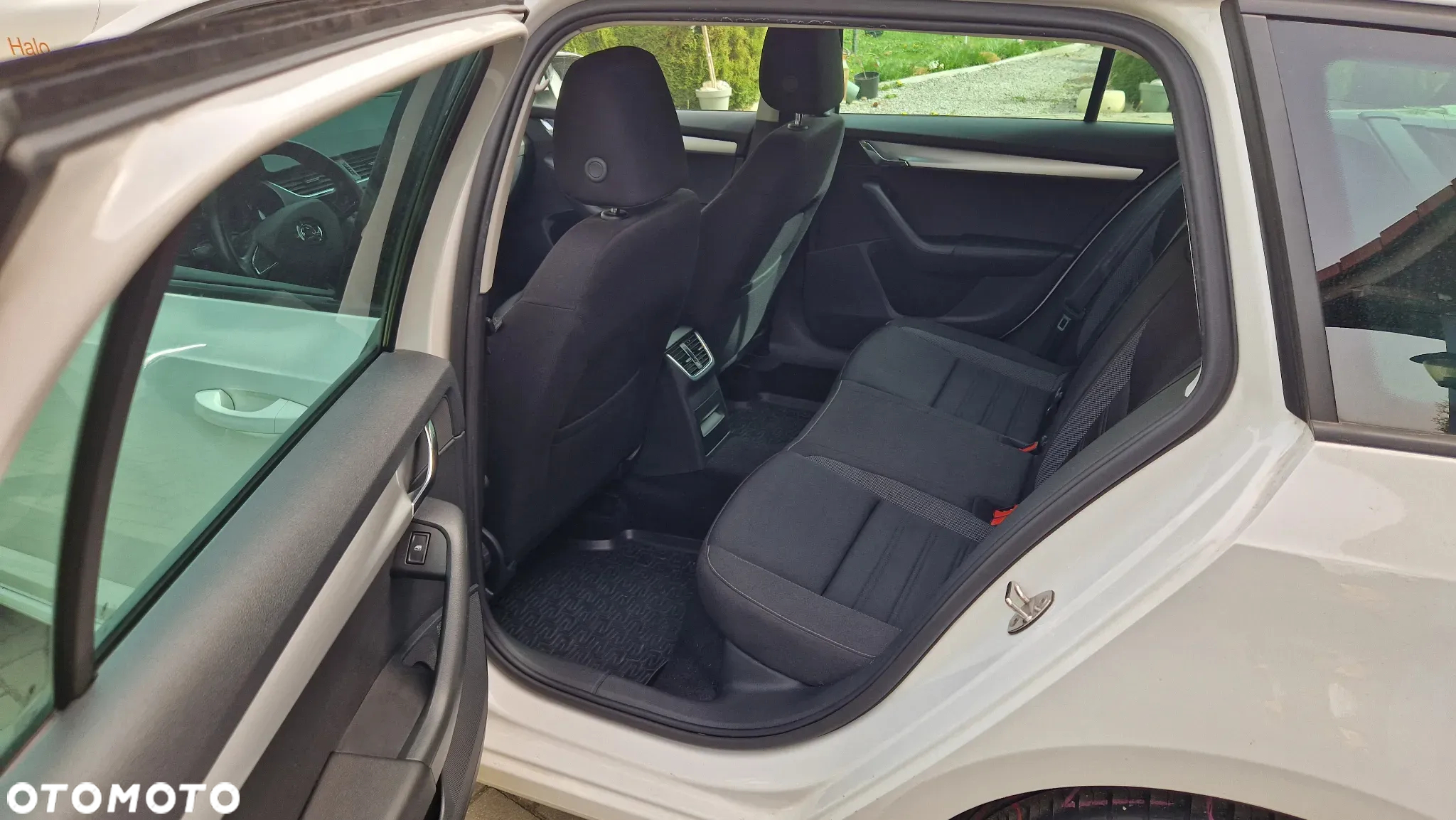Skoda Octavia 2.0 TDI 4x4 Ambition DSG - 8