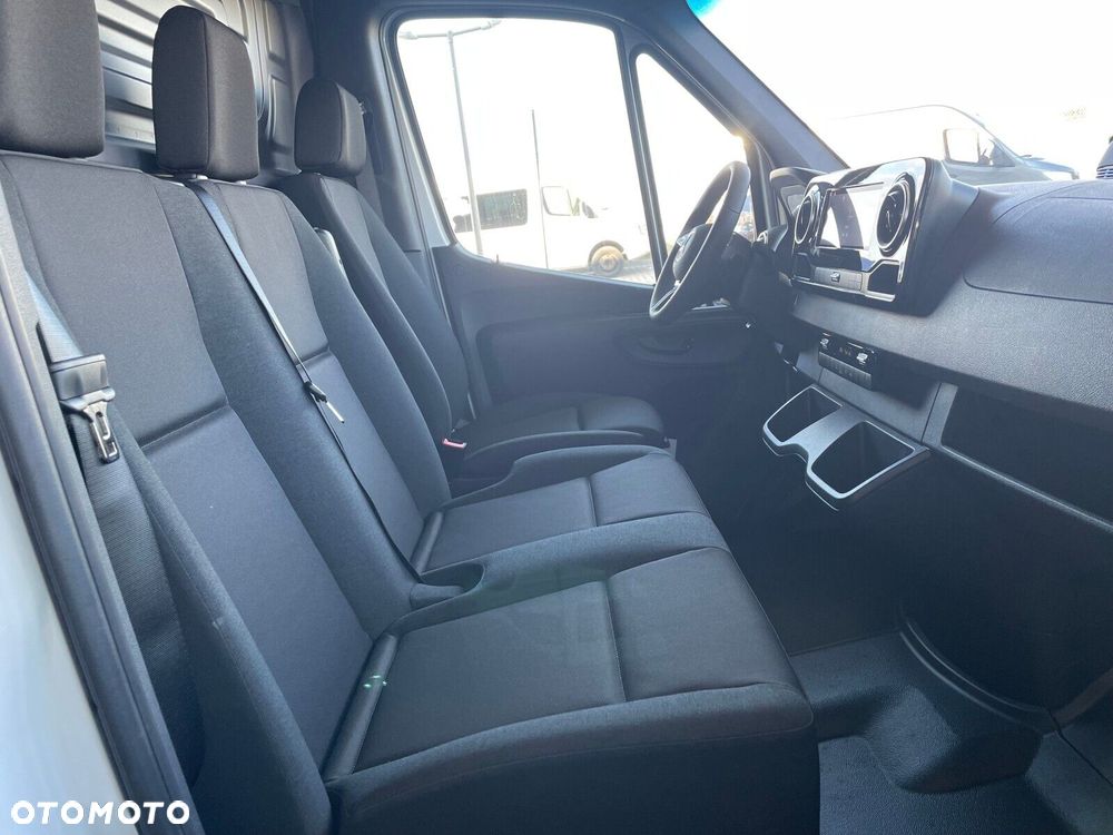 Mercedes-Benz Sprinter Sprinter 319 CDI - 16