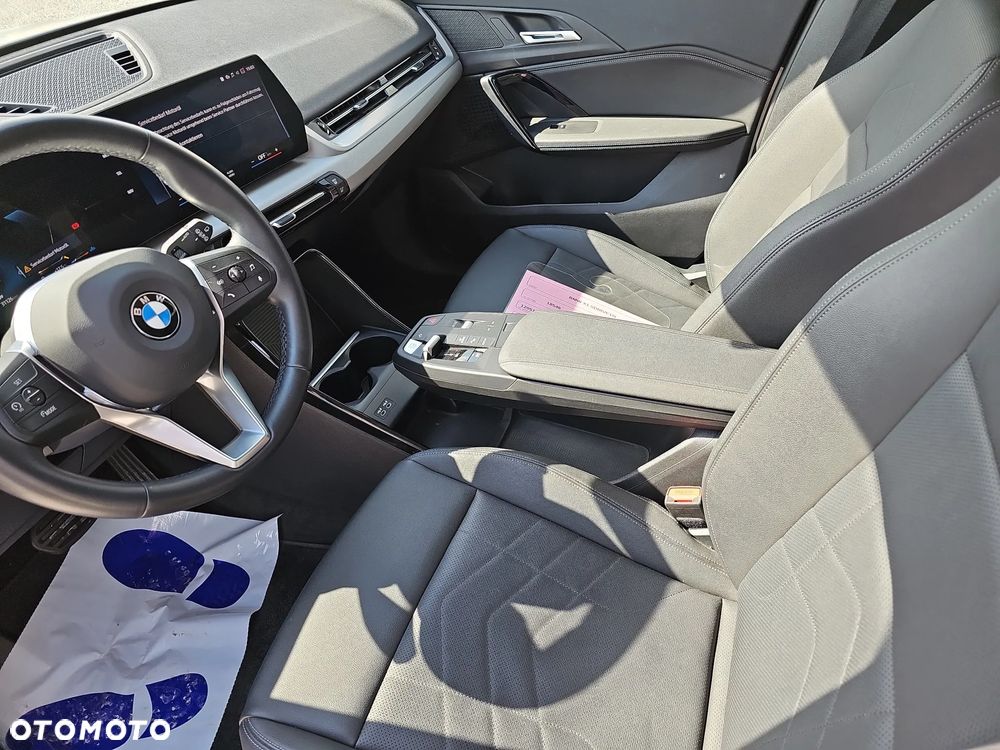 BMW X1 sDrive18i xLine - 16