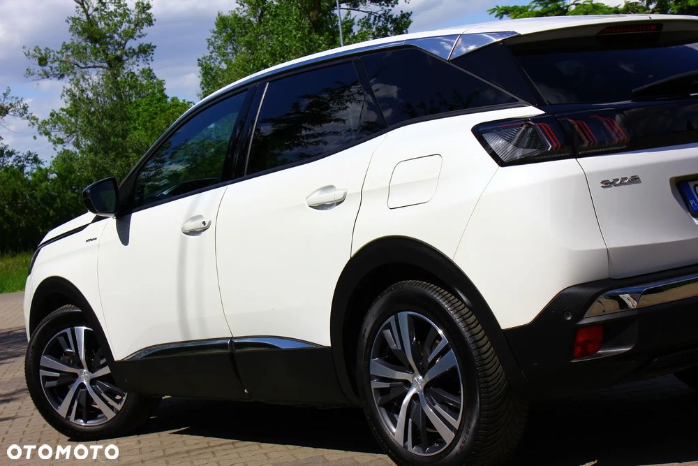 Peugeot 3008 225 e-EAT8 Allure - 9