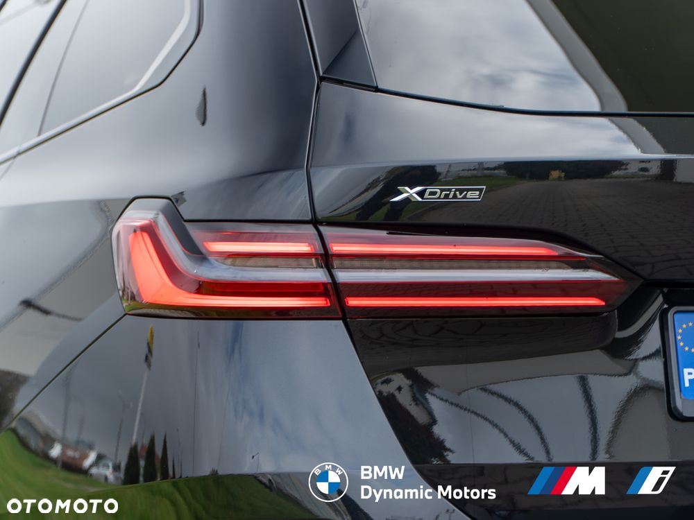 BMW Seria 5 520d xDrive Touring - 12