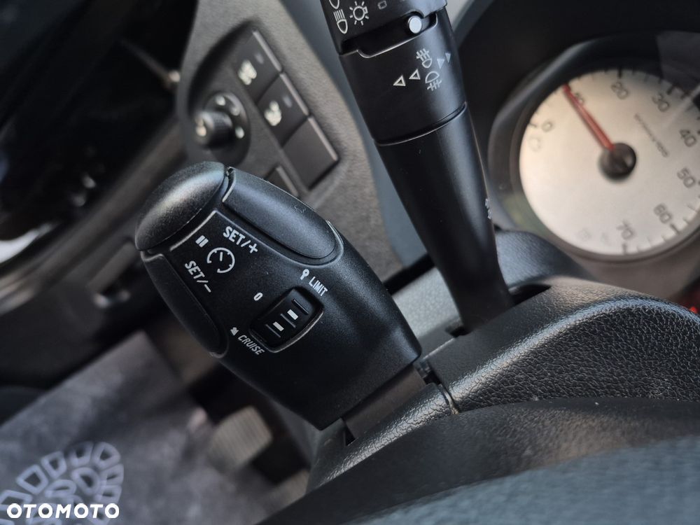 Peugeot Partner HDi FAP 110 Premium - 22