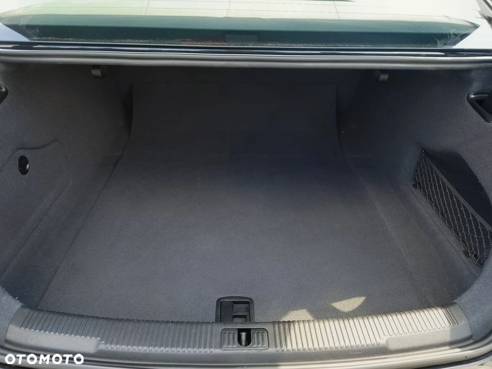Audi A6 Limousine 2.0 TDI DPF sport selection - 15