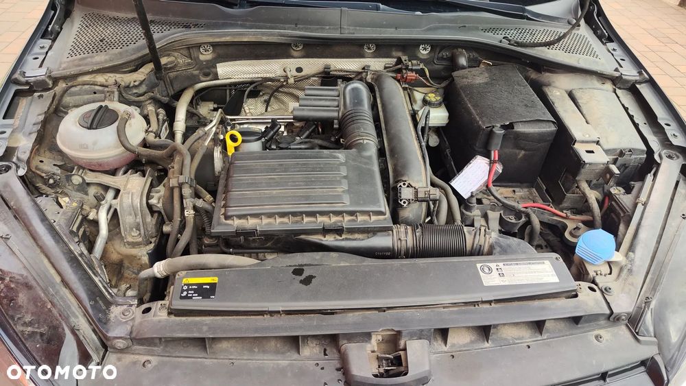 Volkswagen Golf 1.4 TSI BMT Comfortline - 9