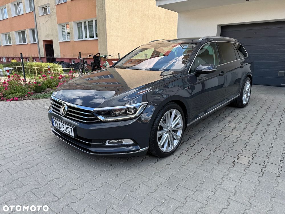 Volkswagen Passat - 2