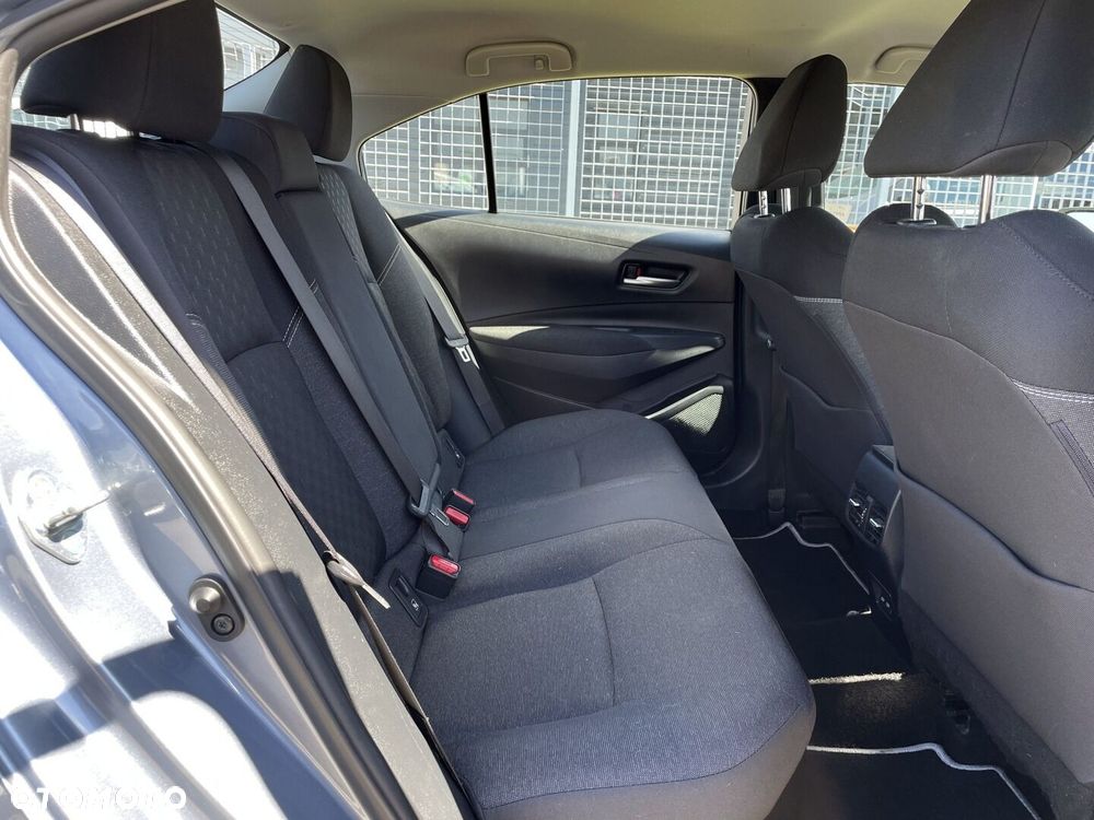 Toyota Corolla 1.8 Hybrid Comfort - 8