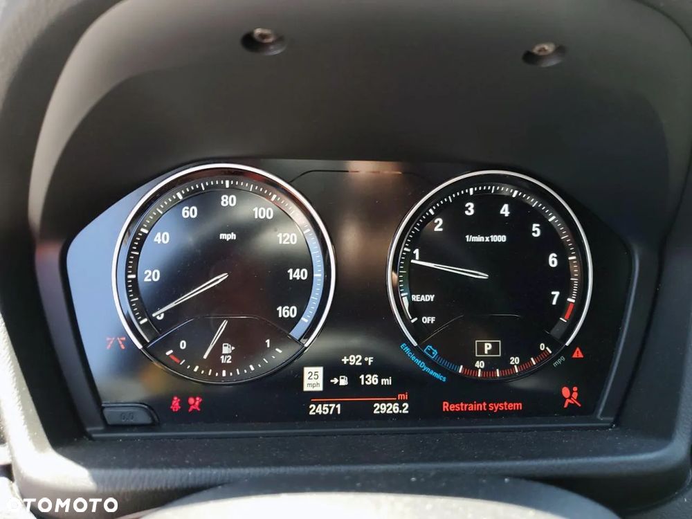 BMW X1 xDrive25i GPF Sport Line - 9