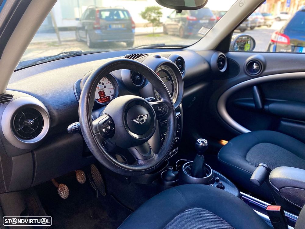 MINI Countryman Cooper D - 12