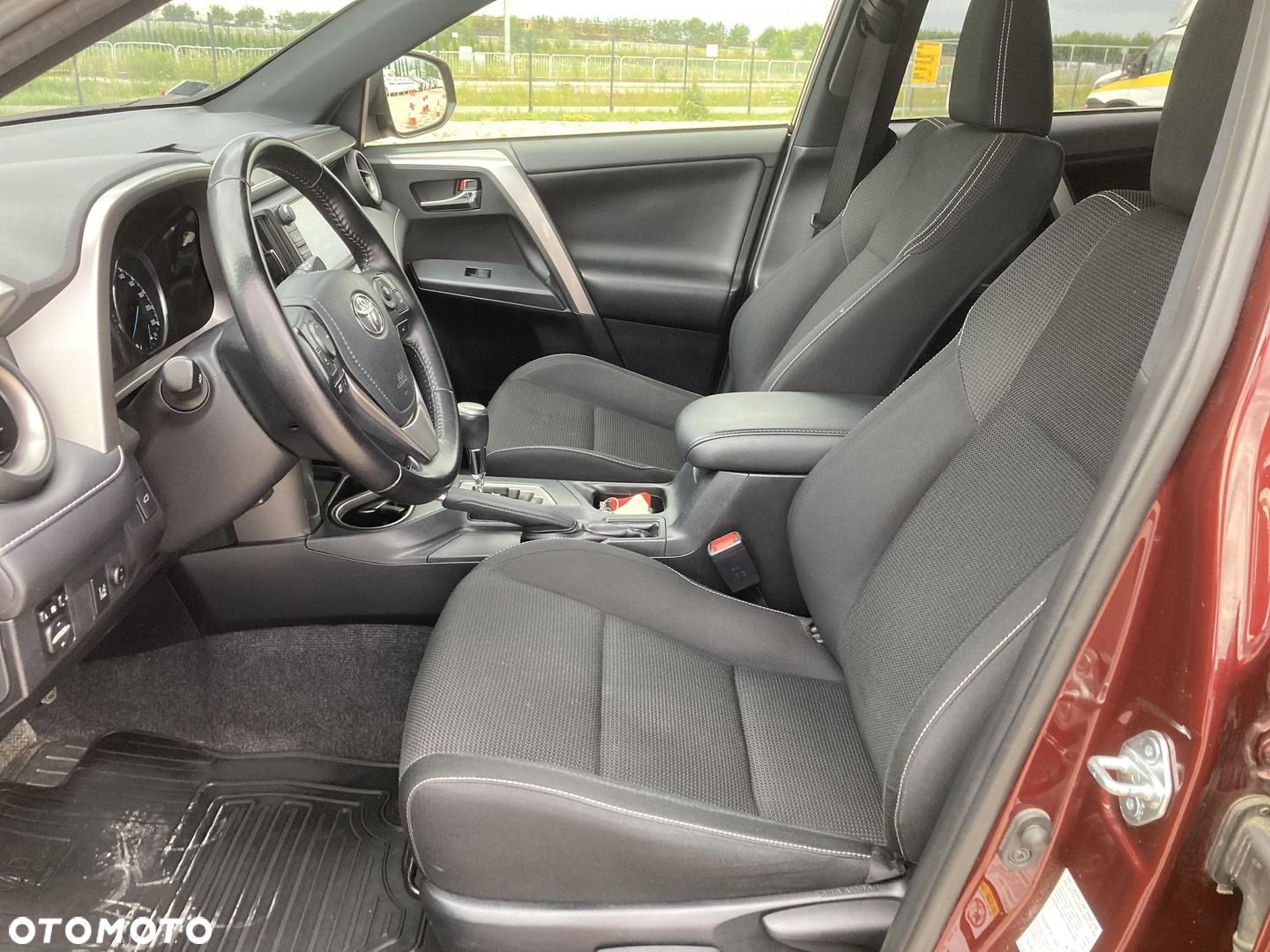 Toyota RAV4 - 27