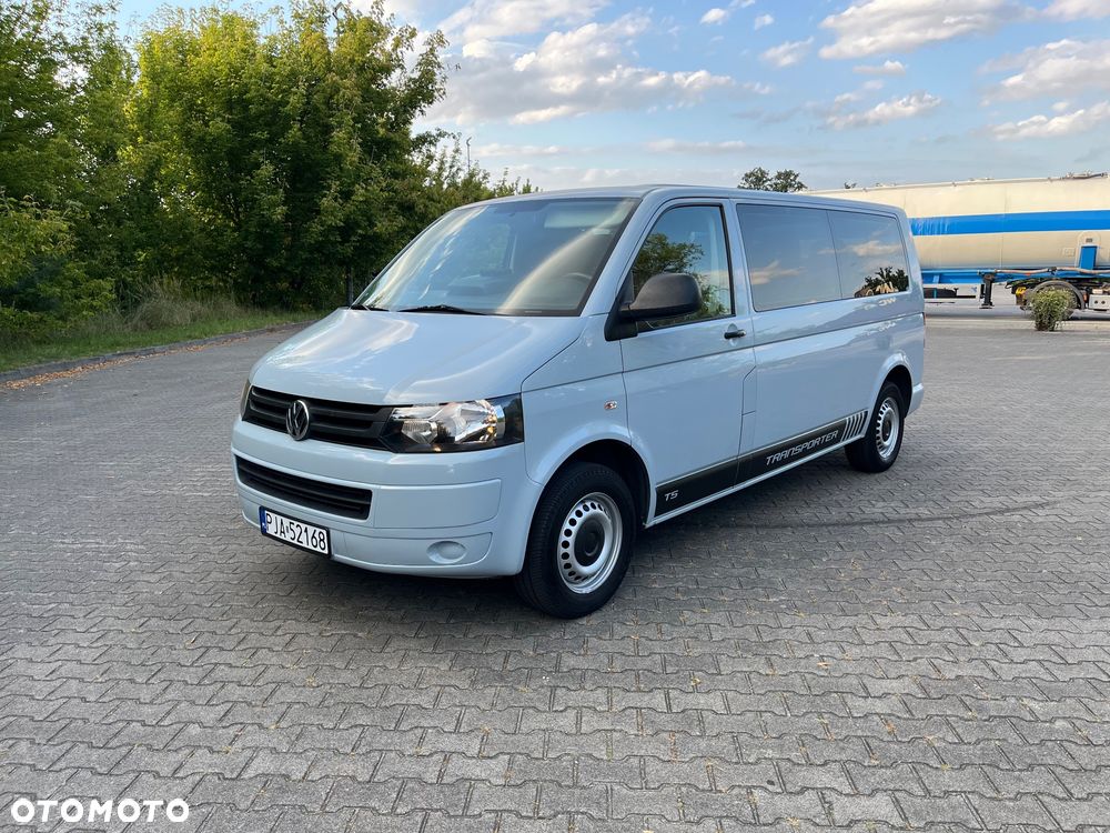 Volkswagen Transporter - 1