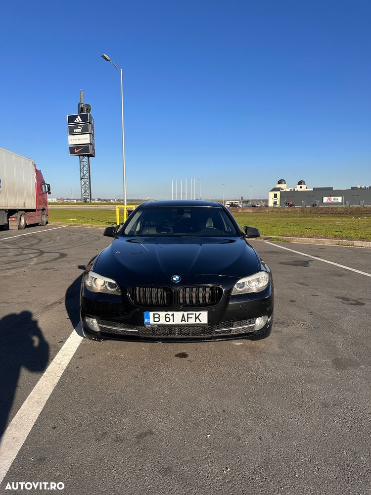 BMW Seria 5 525d Touring Sport-Aut. - 1