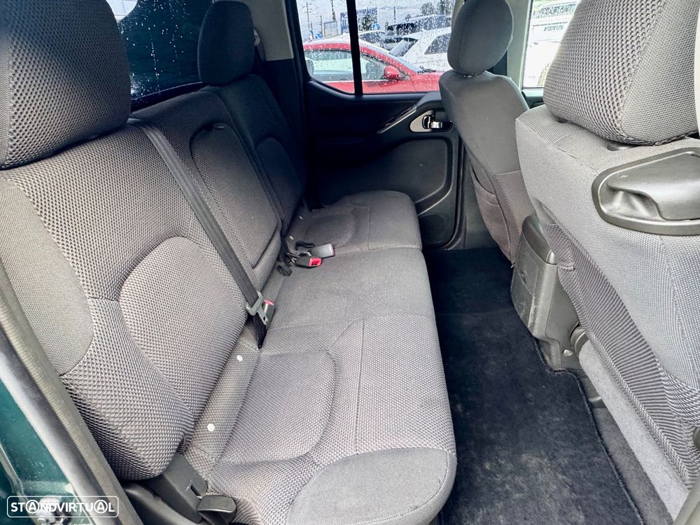 Nissan Navara 2.5 dCi CD LE Premium - 8