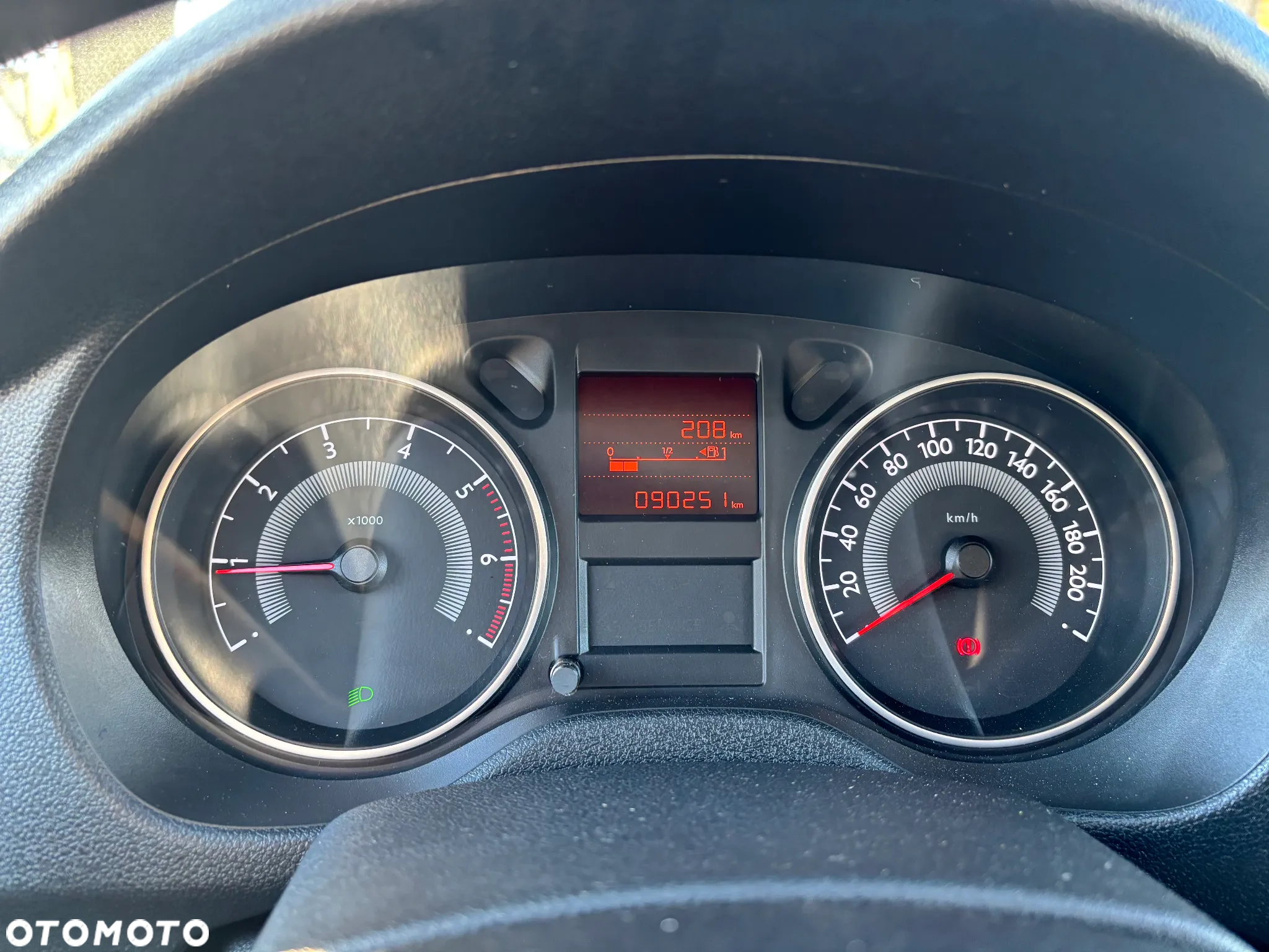 Peugeot 301 1.2 VTi/Pure Tech Active - 2