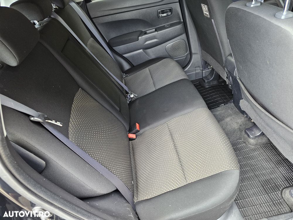 Mitsubishi ASX - 13