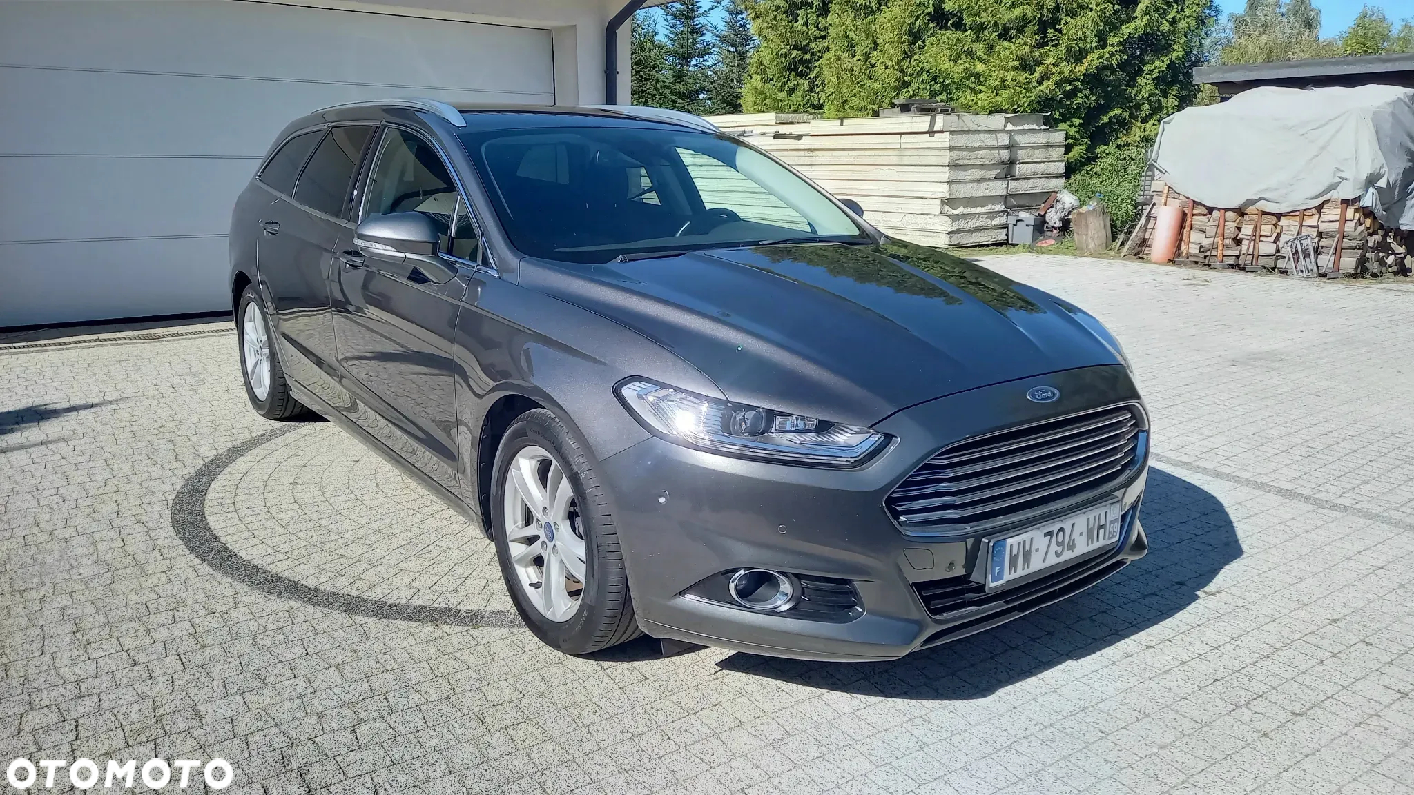 Ford Mondeo - 24