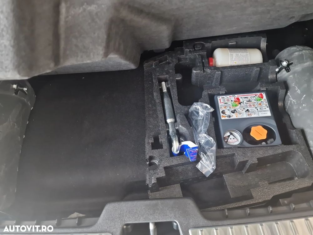 Volvo XC 90 - 20