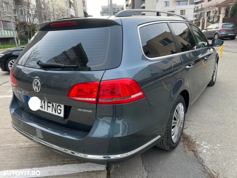 Volkswagen Passat Variant 2.0 Blue TDI DPF DSG Comfortline - 14