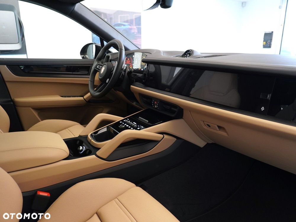 Porsche Cayenne S E-Hybrid PHEV Black Edition - 32