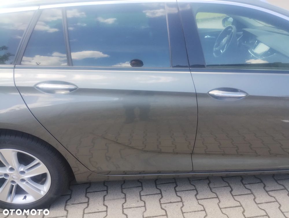 Opel Insignia 2.0 CDTI automatik Sport - 9