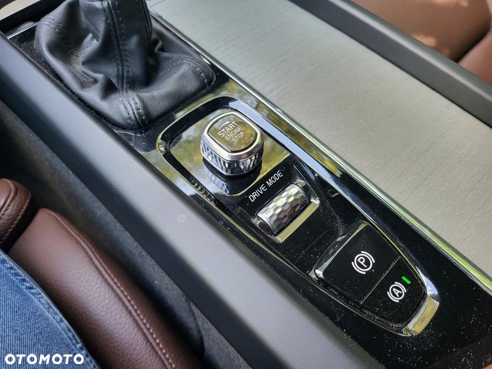 Volvo V60 D4 Inscription - 11