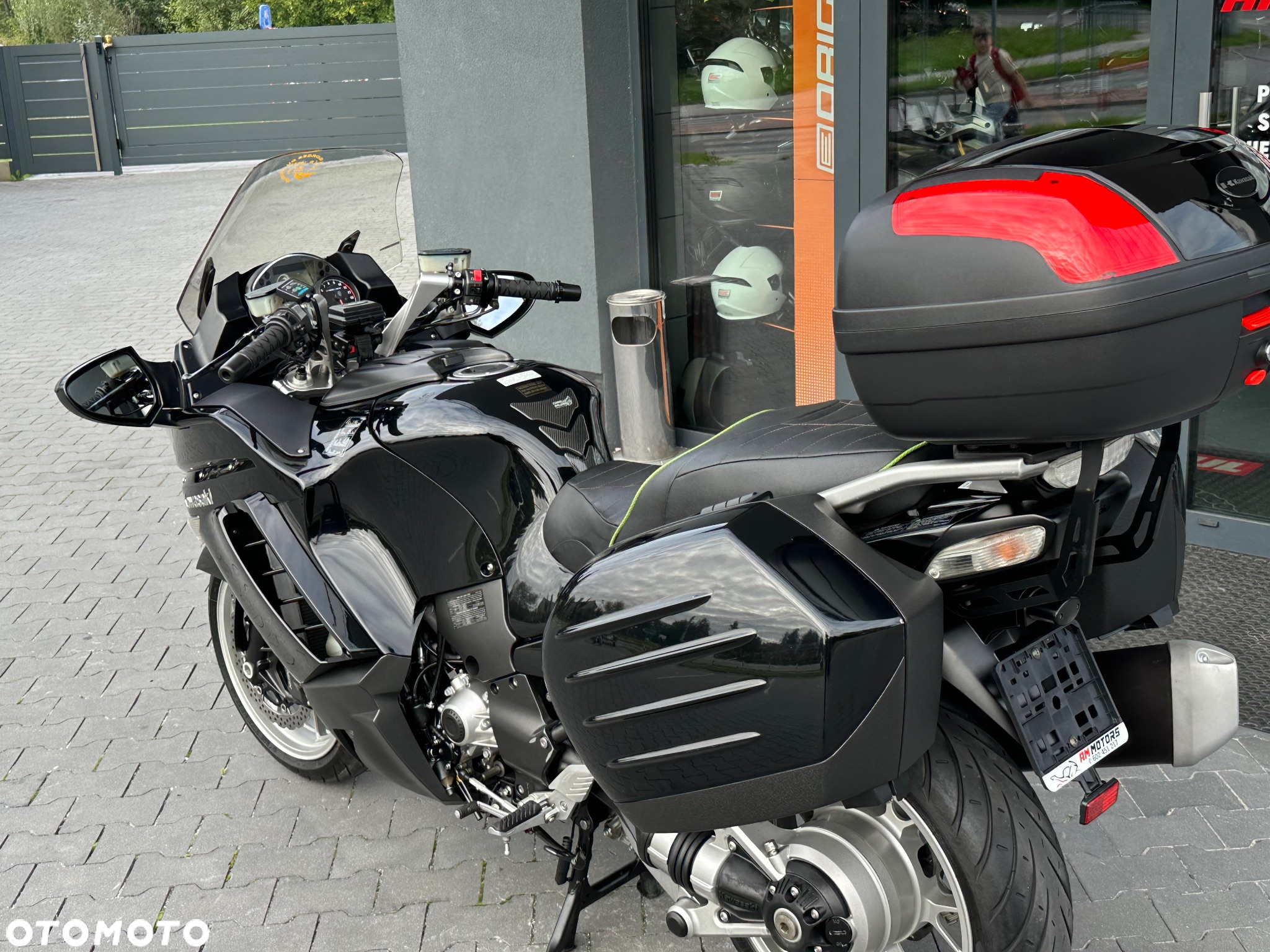 Kawasaki GTR - 30